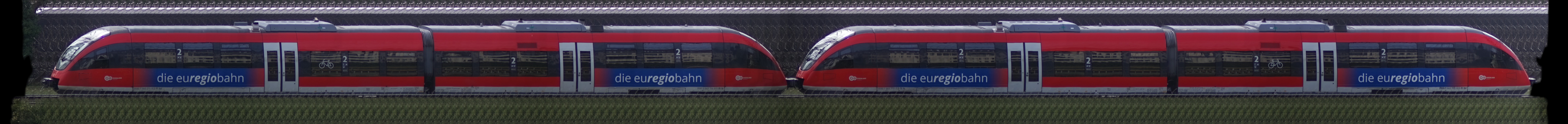 There should be a train photo here :'(