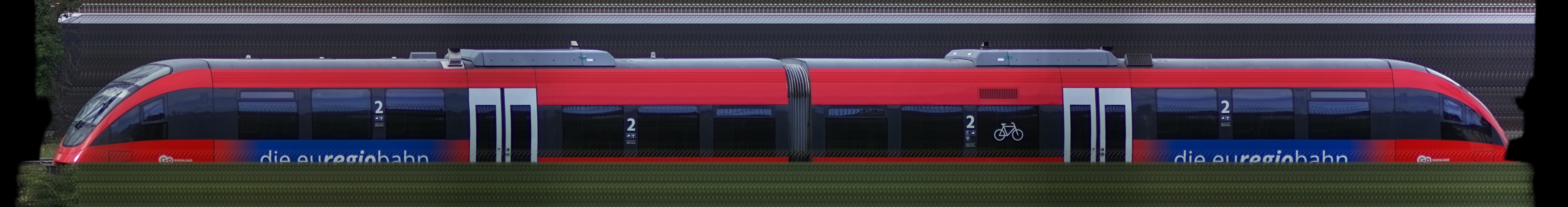 There should be a train photo here :'(