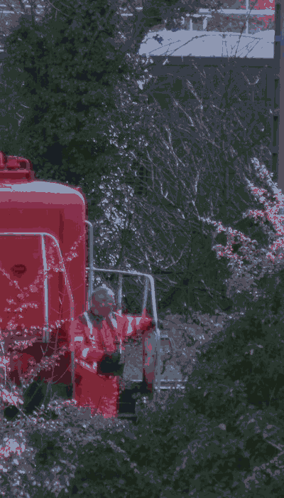 There should be a train video here :'(