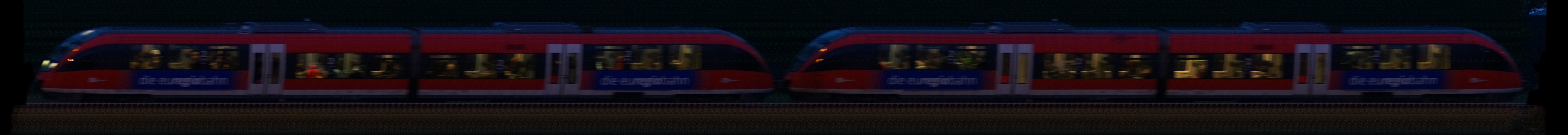 There should be a train photo here :'(