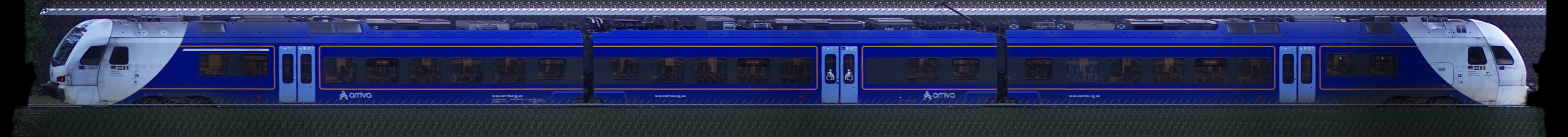 There should be a train photo here :'(