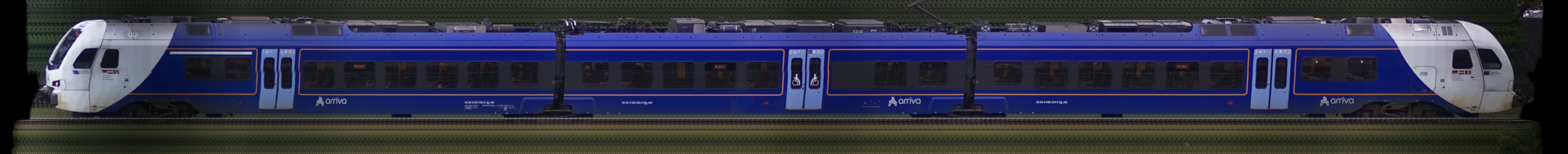 There should be a train photo here :'(