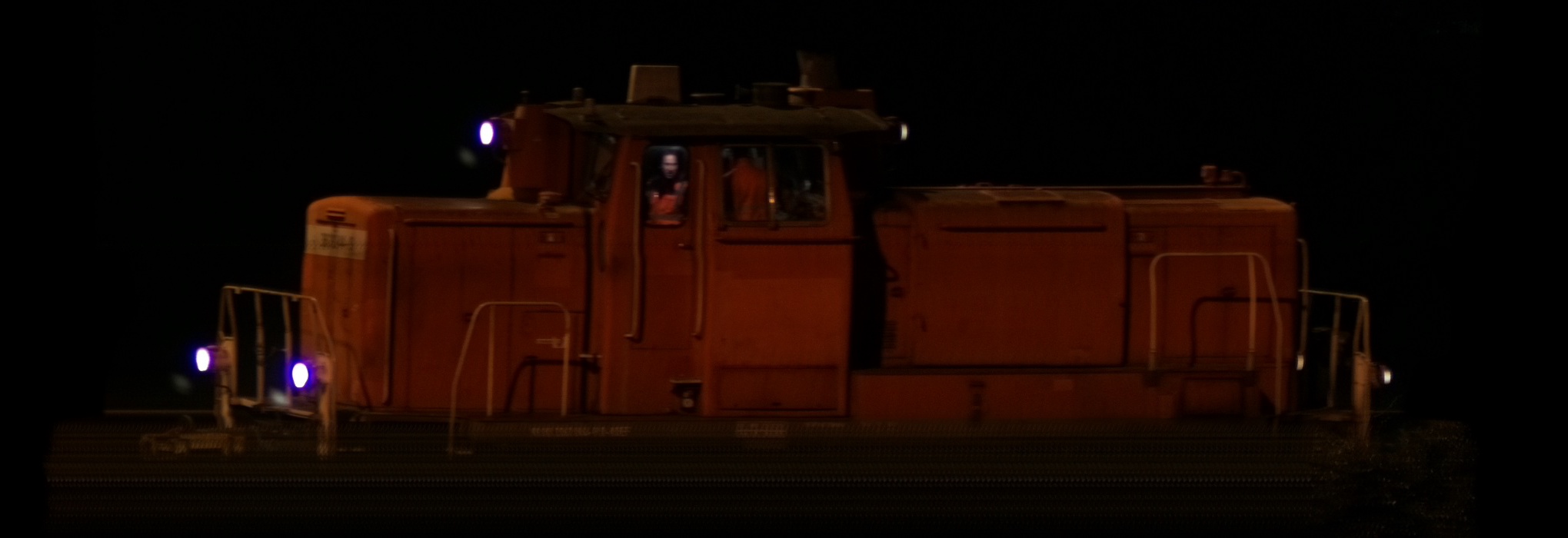 There should be a train photo here :'(