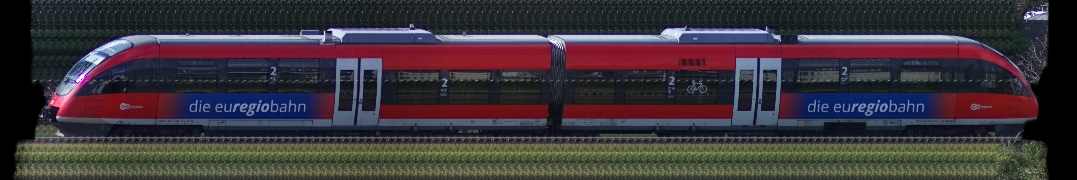 There should be a train photo here :'(