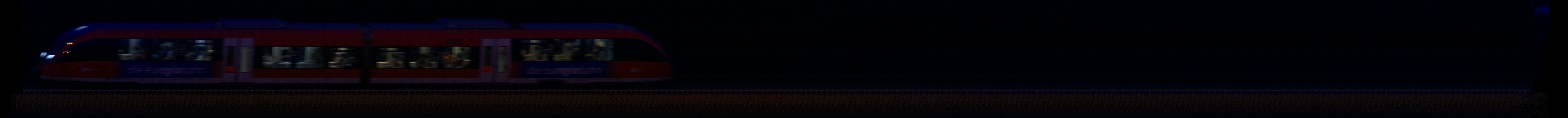 There should be a train photo here :'(