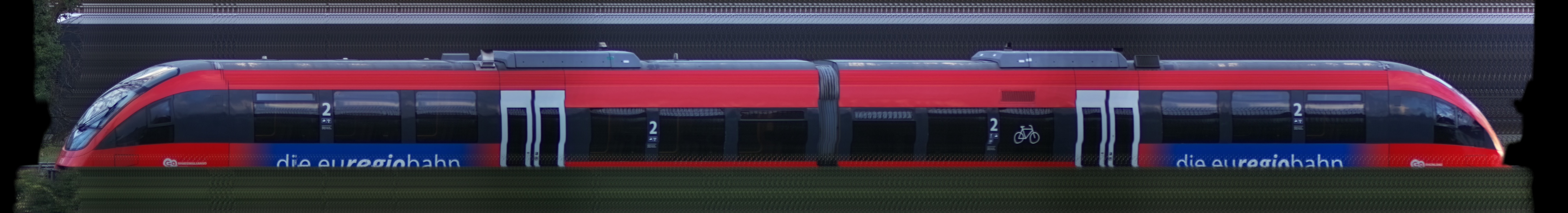 There should be a train photo here :'(