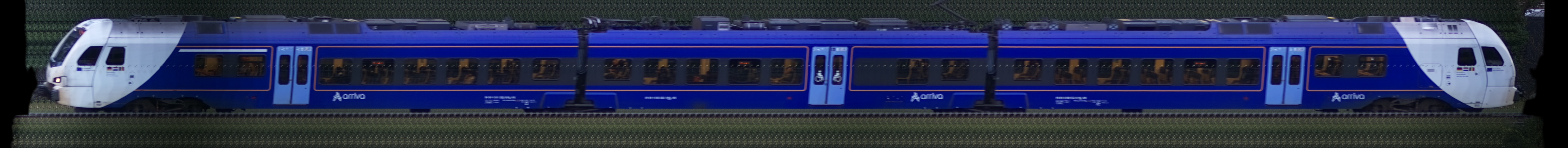 There should be a train photo here :'(