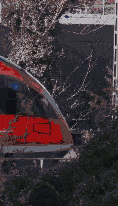 There should be a train video here :'(