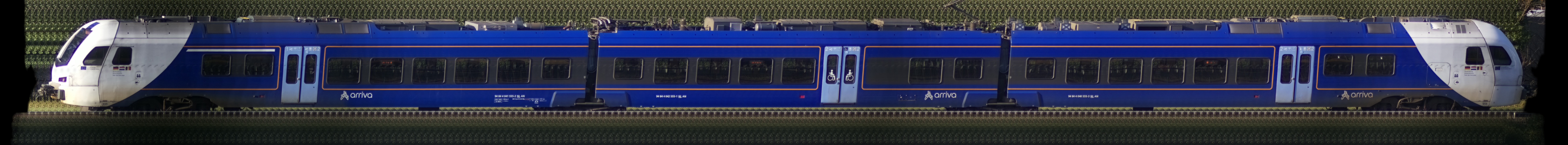 There should be a train photo here :'(