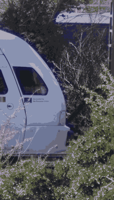 There should be a train video here :'(