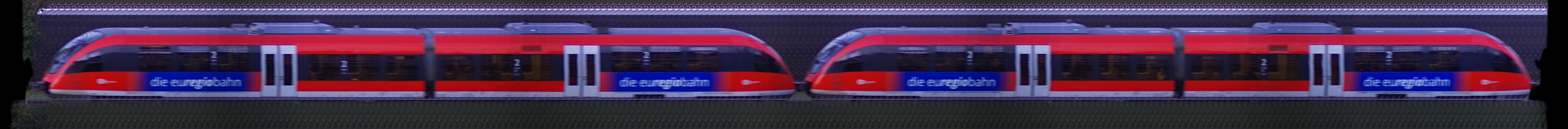 There should be a train photo here :'(