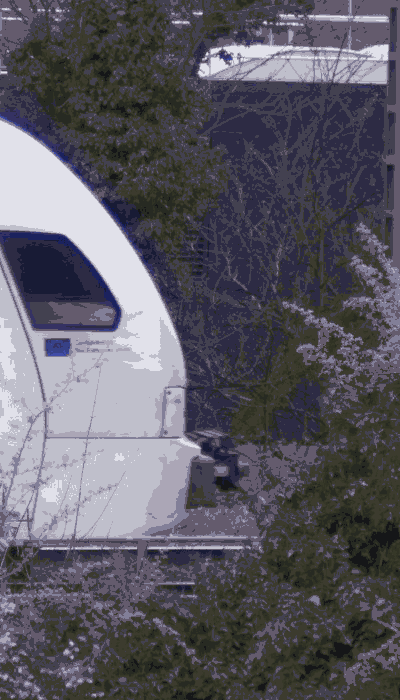 There should be a train video here :'(