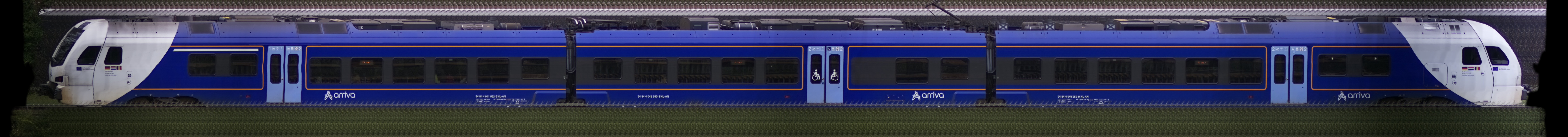 There should be a train photo here :'(