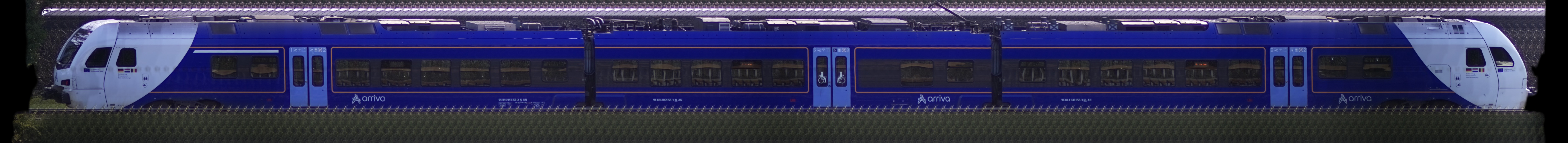 There should be a train photo here :'(