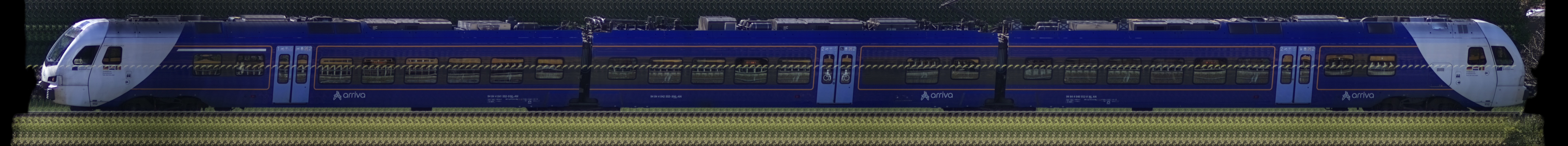 There should be a train photo here :'(