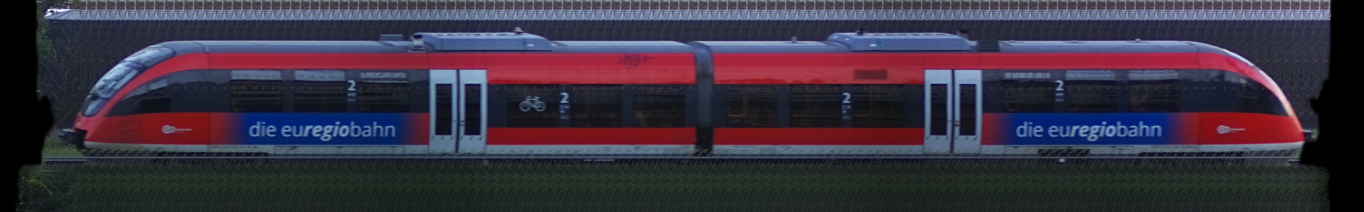 There should be a train photo here :'(