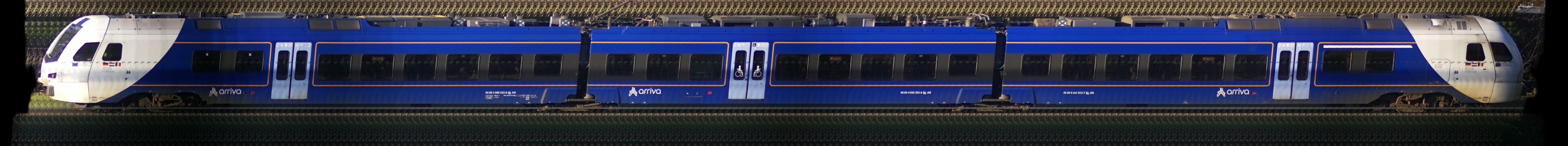 There should be a train photo here :'(