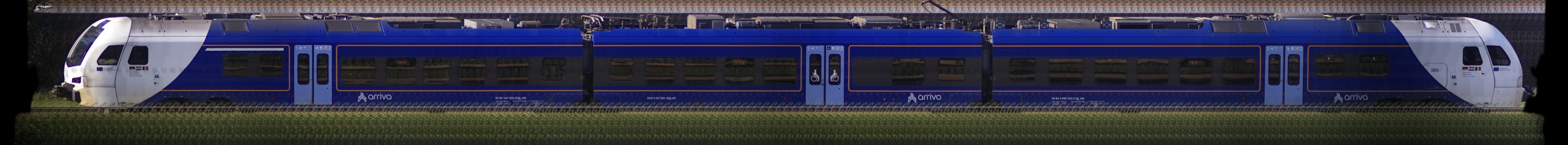 There should be a train photo here :'(