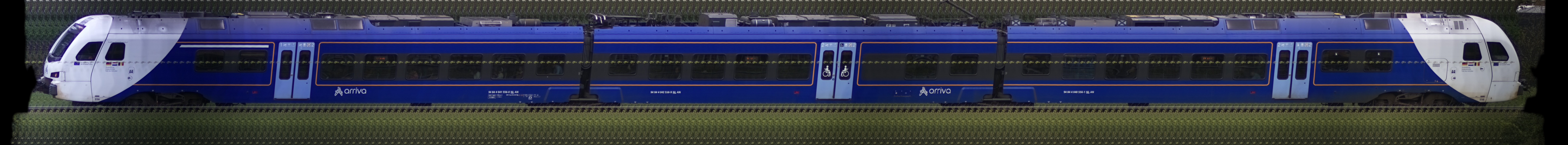 There should be a train photo here :'(