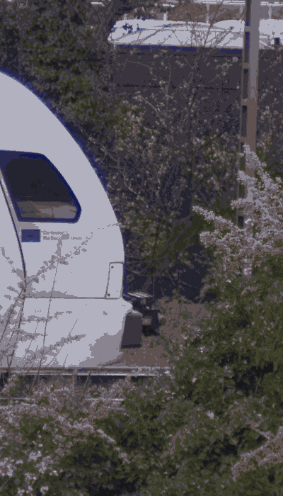 There should be a train video here :'(