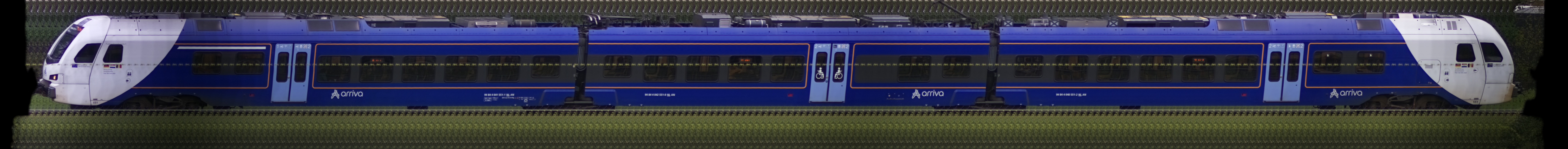 There should be a train photo here :'(