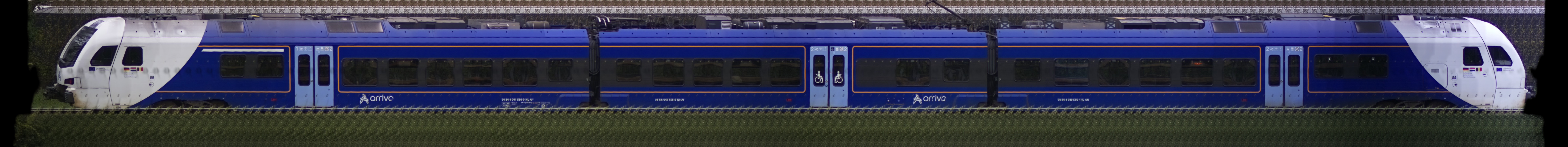 There should be a train photo here :'(