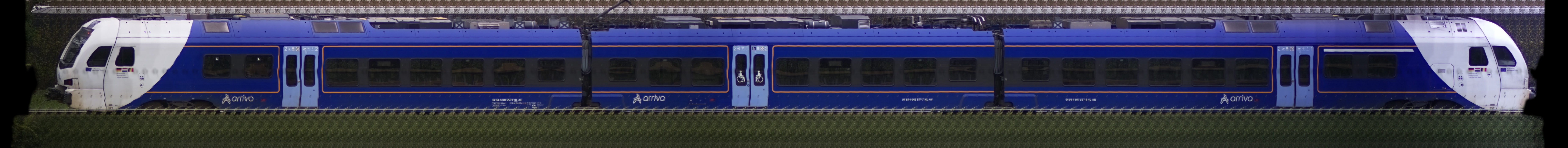 There should be a train photo here :'(