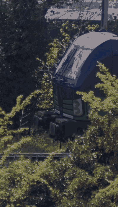 There should be a train video here :'(