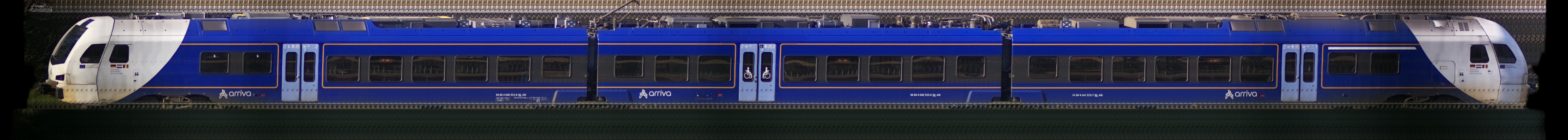 There should be a train photo here :'(