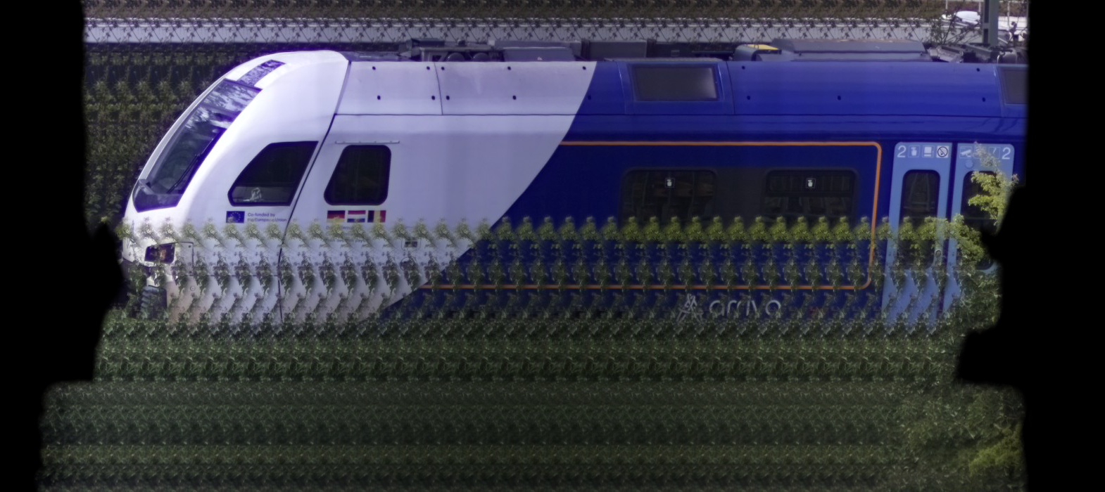 There should be a train photo here :'(