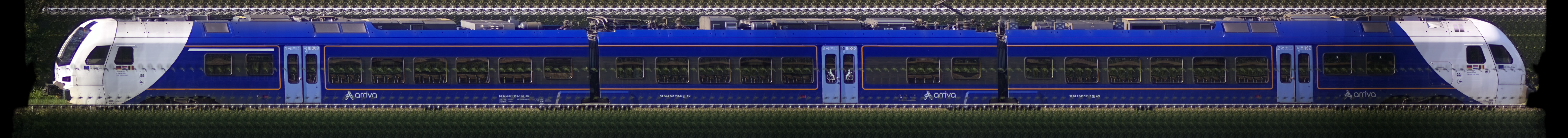 There should be a train photo here :'(