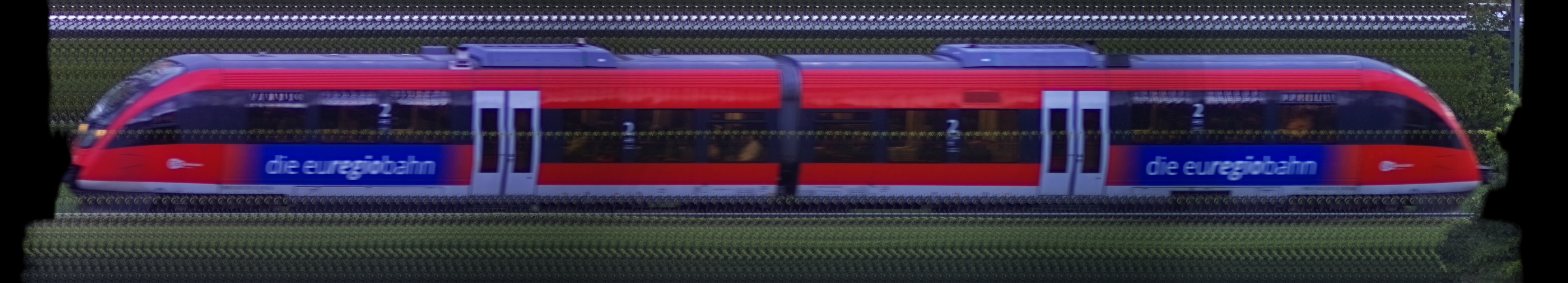 There should be a train photo here :'(