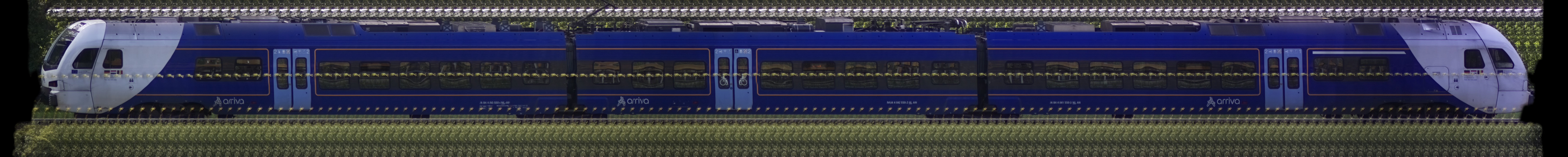 There should be a train photo here :'(