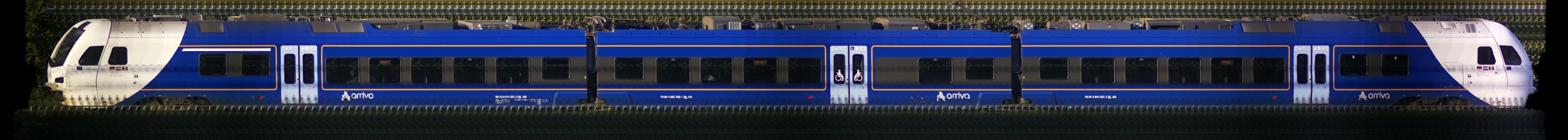 There should be a train photo here :'(