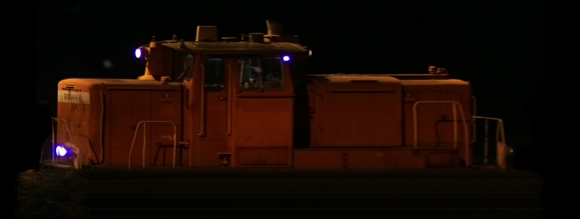 There should be a train photo here :'(