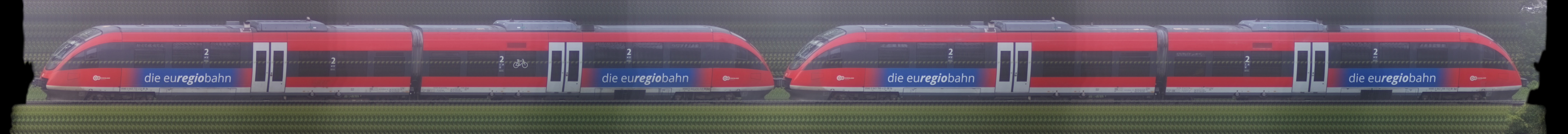 There should be a train photo here :'(