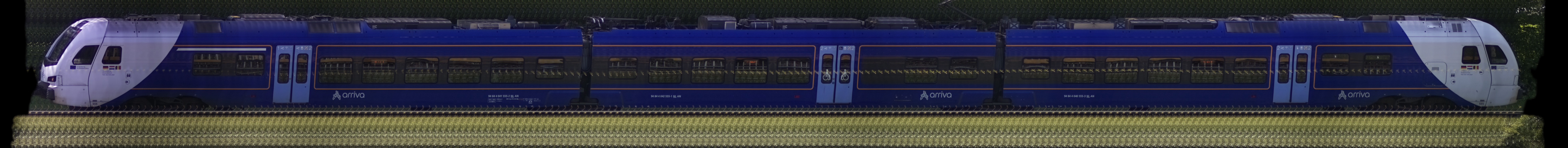 There should be a train photo here :'(
