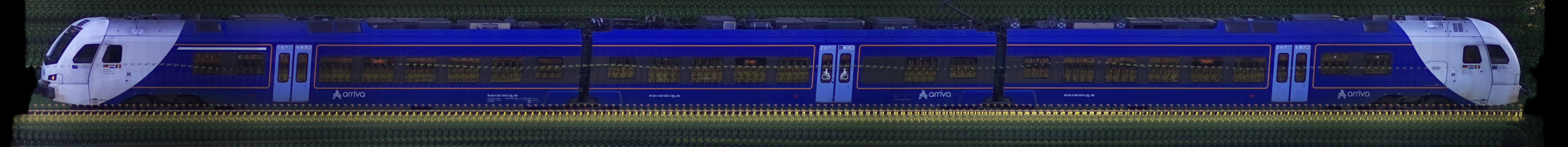 There should be a train photo here :'(