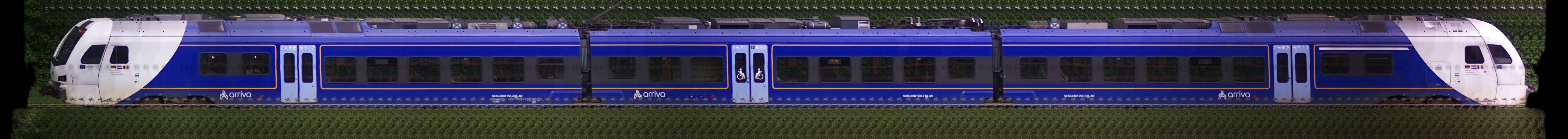 There should be a train photo here :'(