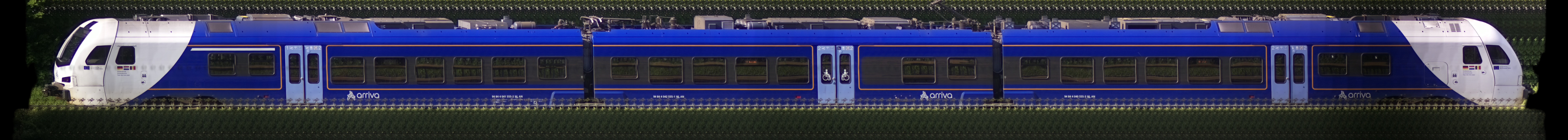 There should be a train photo here :'(