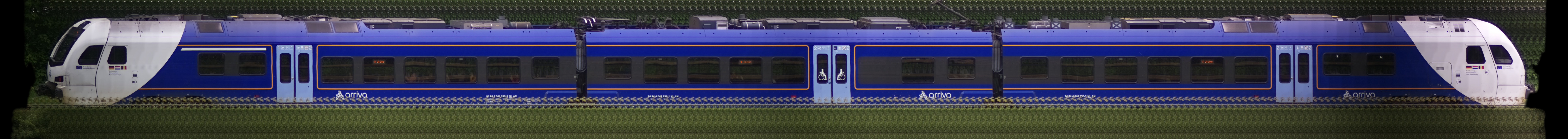 There should be a train photo here :'(