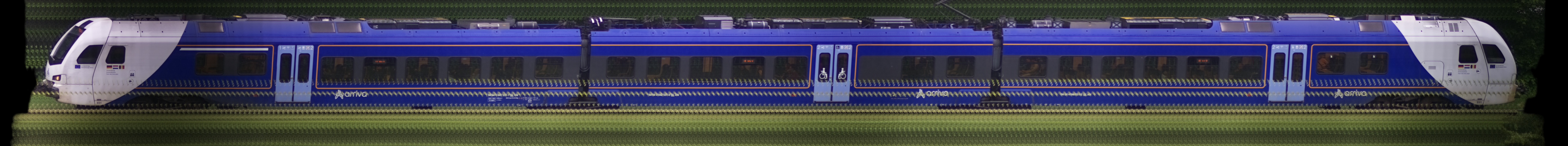 There should be a train photo here :'(
