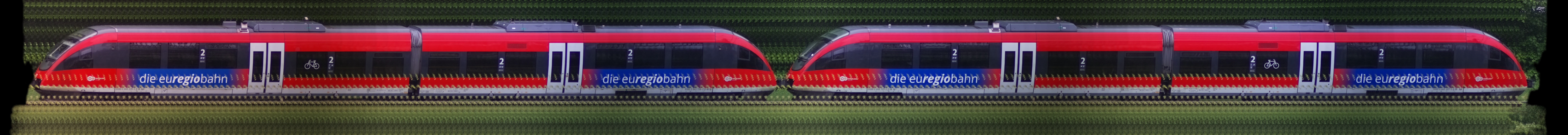 There should be a train photo here :'(