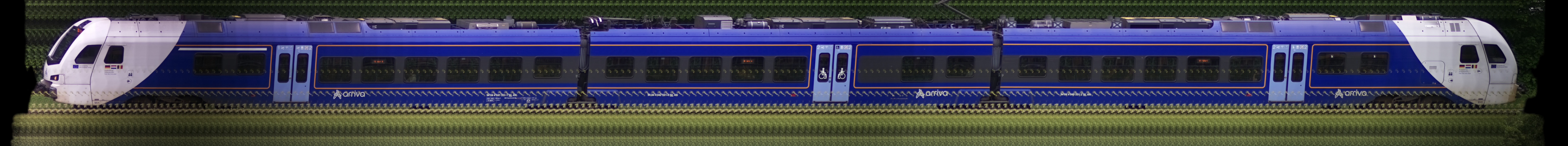There should be a train photo here :'(