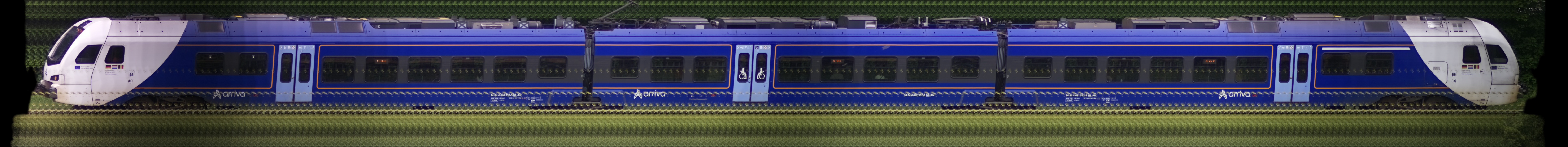 There should be a train photo here :'(