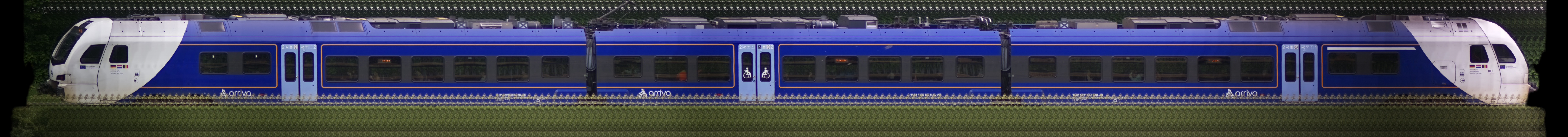 There should be a train photo here :'(