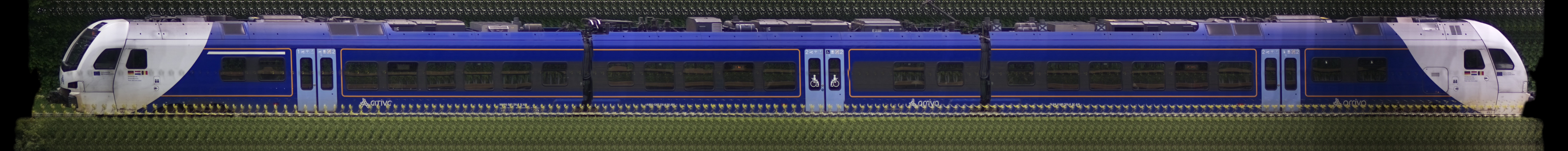 There should be a train photo here :'(