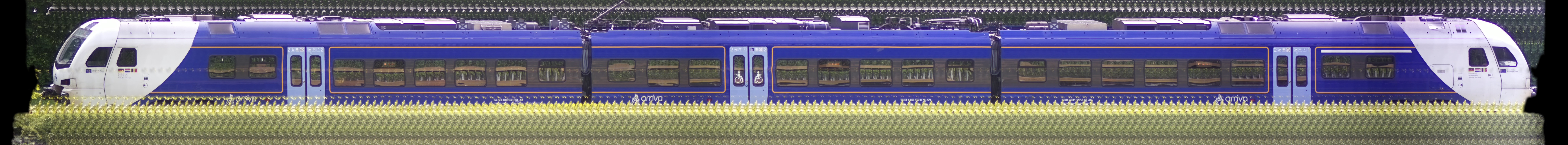 There should be a train photo here :'(