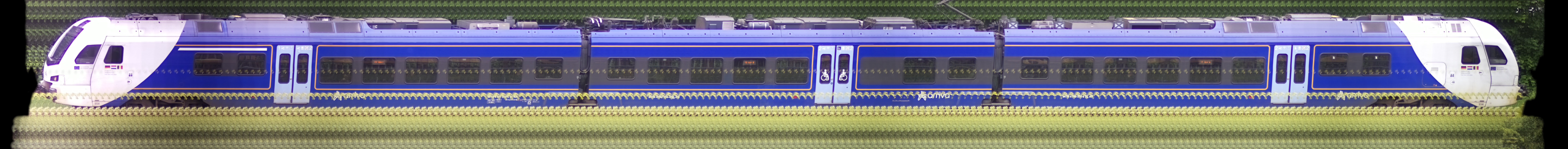 There should be a train photo here :'(