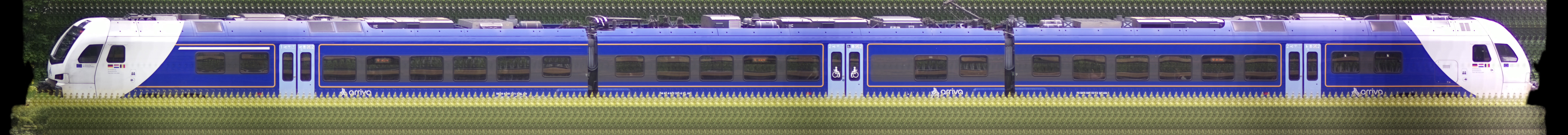 There should be a train photo here :'(